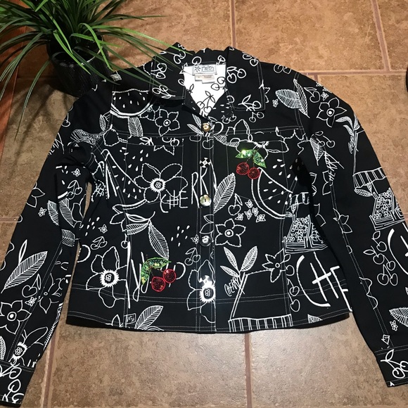 Faith Resort Wear black and white jacket. - Picture 1 of 5